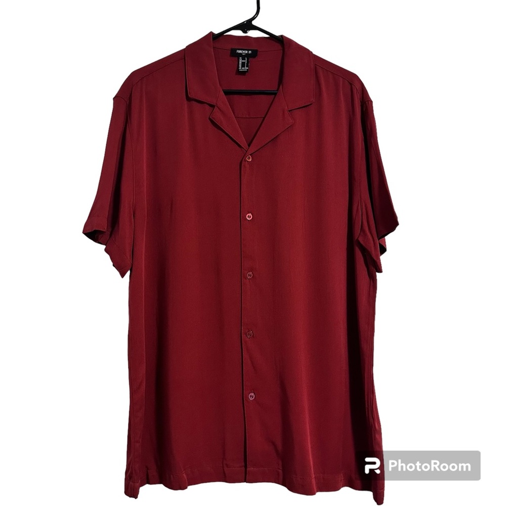 Forever 21 Rayon Short-Sleeve Button Down Shirt Men’s Large in Burgundy Color